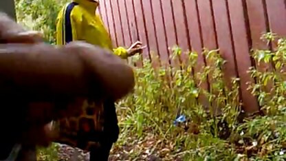 Noir porno polic hommes avec gros pénis baise skinny fille