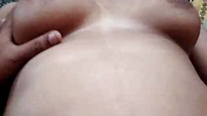 Chauffeur de Taxi Sarah dans karin schubert xxx un casting tchèque caressant le lait