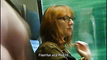 Riche chienne boire du vin déterminé à avoir des relations sexuelles Partie film xxx 18 2