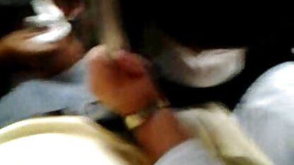 Lesbienne film porno bambola dépravée frotter pussi à chaque autre