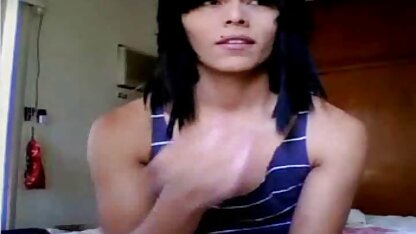 Les jeunes hommes jouent xxx nudisti coquine adultes