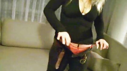 Silent mature film x sensuel accepte de baiser devant la caméra