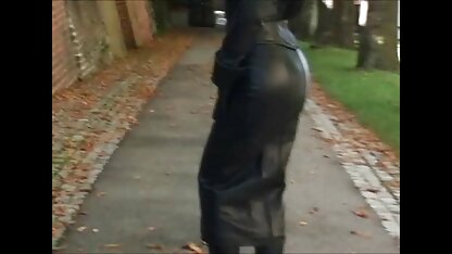 La blonde sert le petit déjeuner et une pipe au lit porno video viol