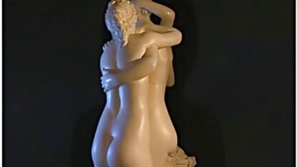 Les lesbiennes luxuriantes gardent sa petite amie sensuelle fati o laba gratis