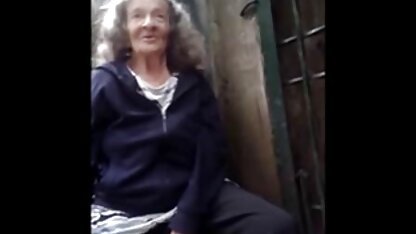 La magnifique robe ouverte et xxx video gratuit bricoler un grand lit