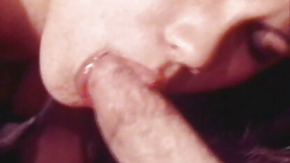 Une fille qui n'est video gratuit xxx jamais satisfaite veut avoir des relations sexuelles avec deux hommes à la fois